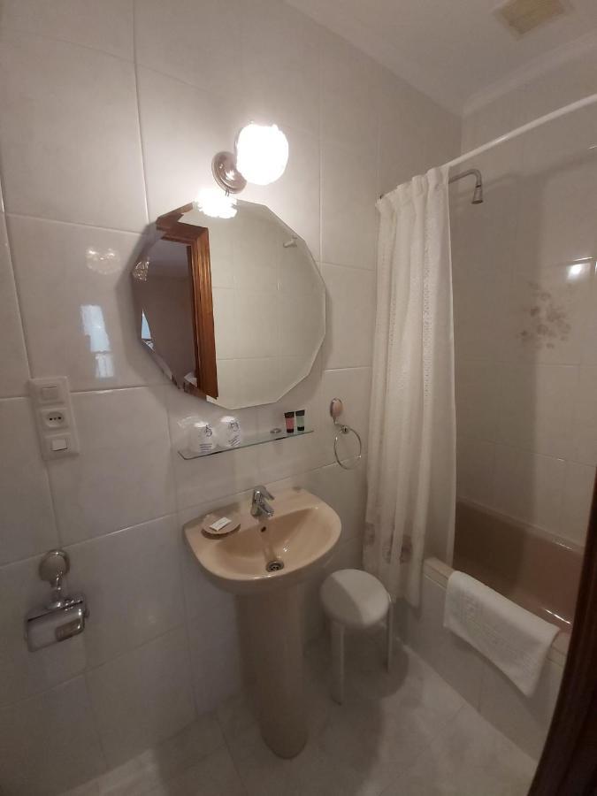 Pension Lorea San Sebastian Bagian luar foto