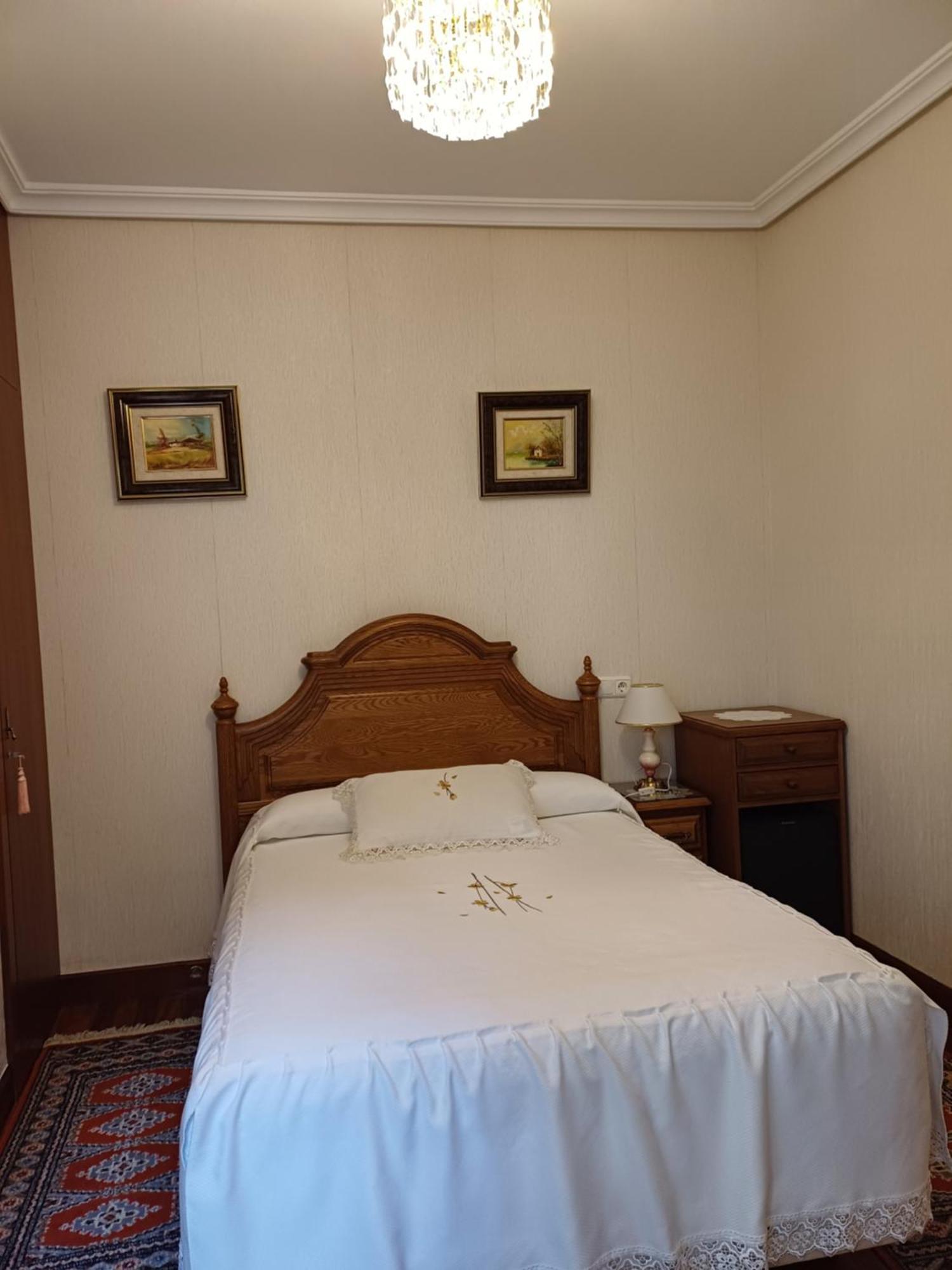 Pension Lorea San Sebastian Bagian luar foto