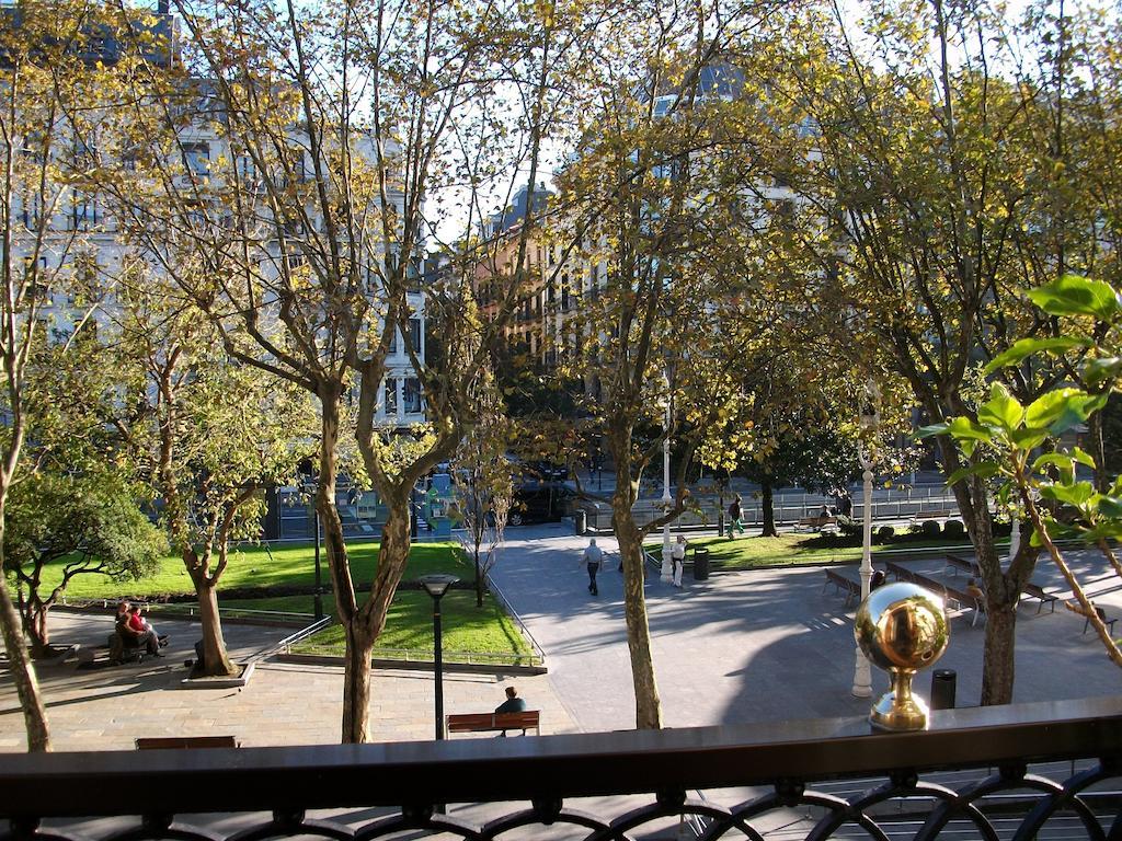 Pension Lorea San Sebastian Bagian luar foto